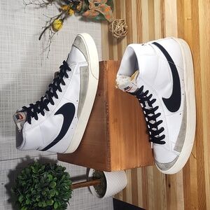 Nike Blazer Mid 77 Vintage, White Black, Sneakers